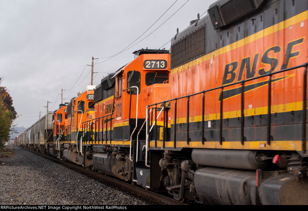 BNSF 2713